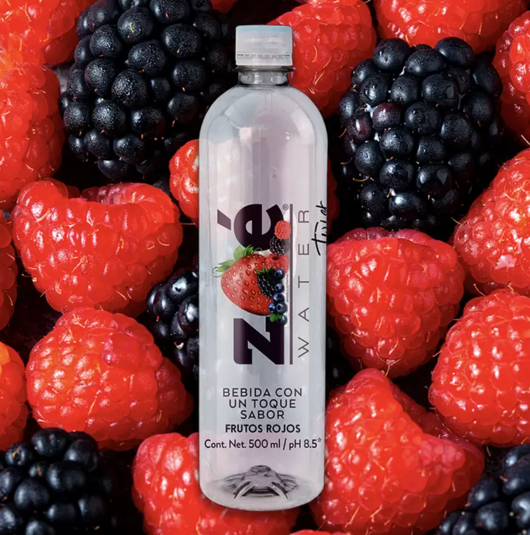 Zoé Water Agua Alcalina Sabor Frutos Rojos 12 piezas de 500 ml - .