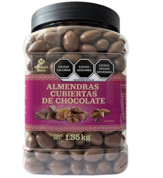 Almendras Member's Mark Cubiertas con Chocolate 1.35 kg -.